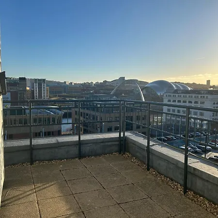 Quayside Apartments Newcastle Upon Tyne Exterior photo